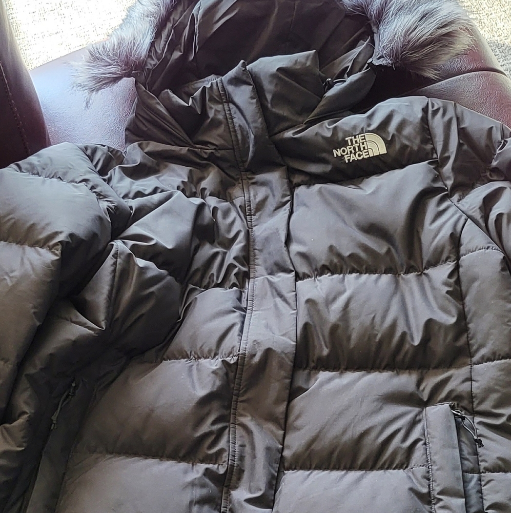 North Face Women Gotham Faux-Fur Trim Quilted Down Coat